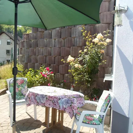 Am Reichelbach Schoene Natur Kostenlose Stellplaetze Neuwied Exterior foto